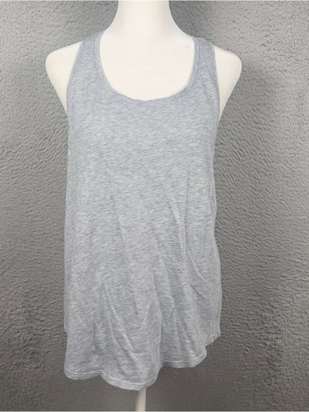 Lululemon Tank Top Womens 8 Gray Racerback Sleeveless Running Workout Athletic